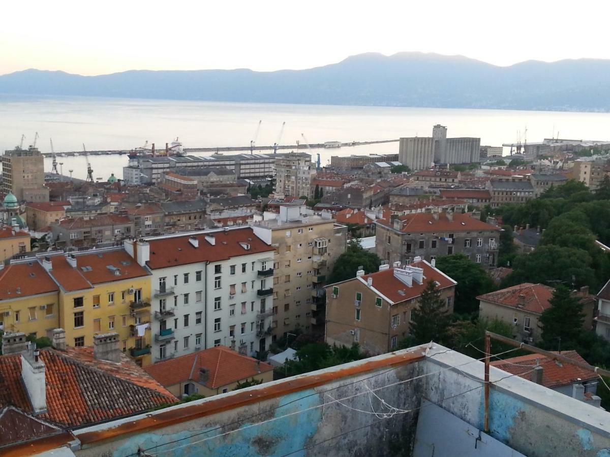 Amarena Apartment Rijeka Extérieur photo